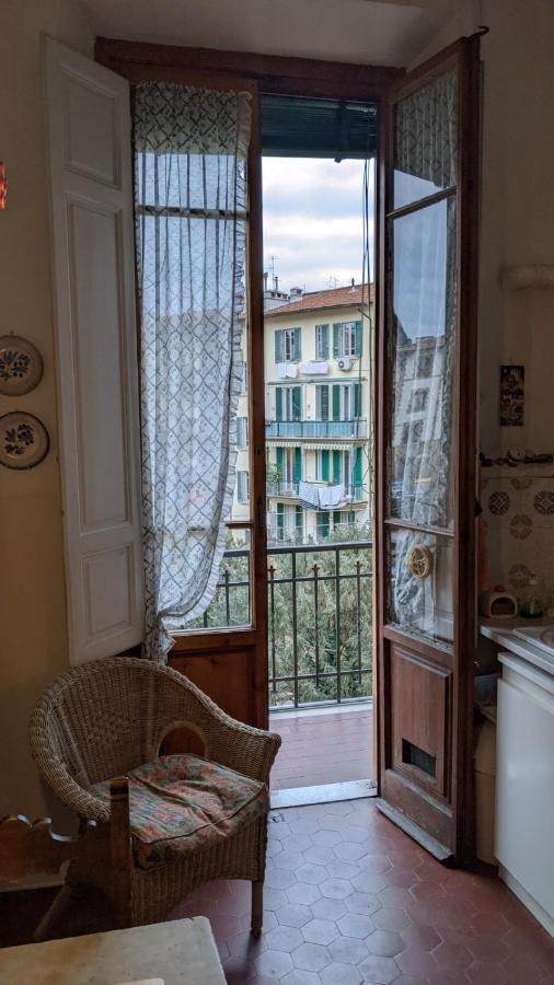 Double Bedroom In Beautiful 30'S Style Apartment Φλωρεντία Εξωτερικό φωτογραφία